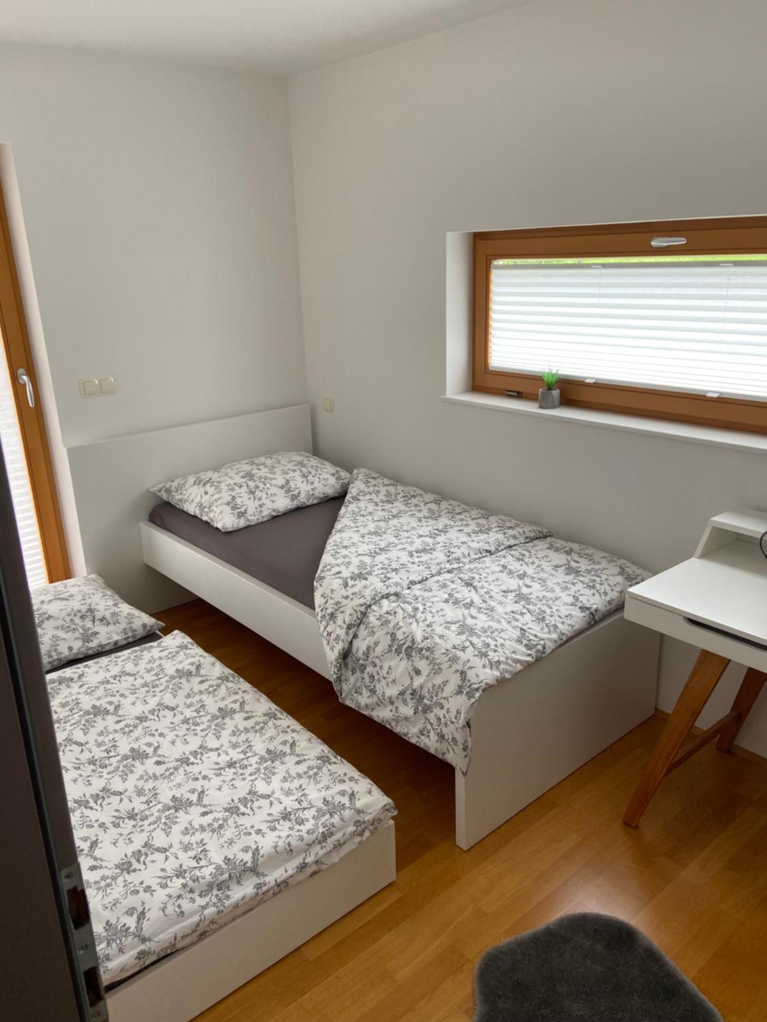 Apartma Pika มอยสตรานา ภายนอก รูปภาพ